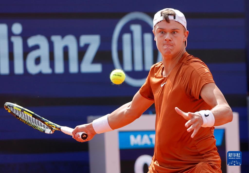 团战中处于 团战中处于